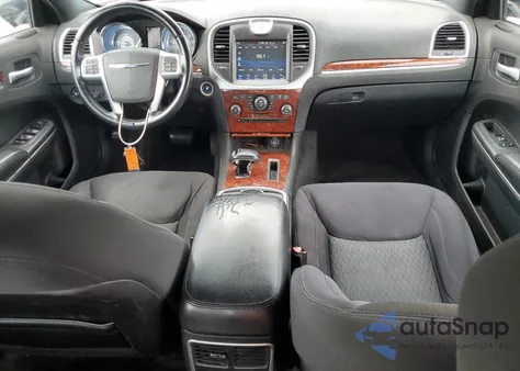 2012 Chrysler 300 z USA, uszkodzony, nr VIN 2C3CCAAG2CH289411